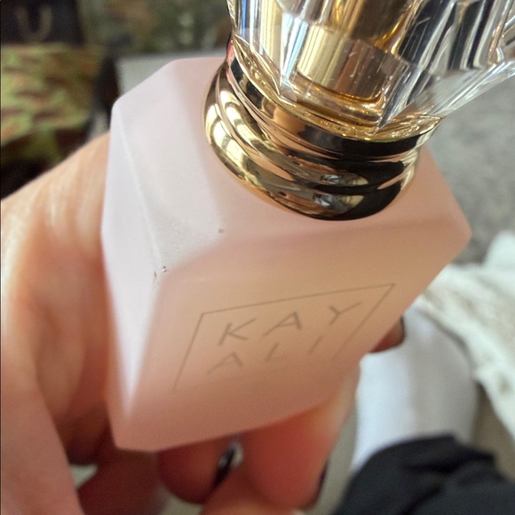 Kayali Yum Boujee Marshmallow Travel Size - Picture 5 of 6